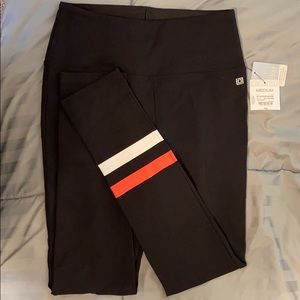 ⭐️✨ Liz Claiborne slimming yoga pants⭐️✨